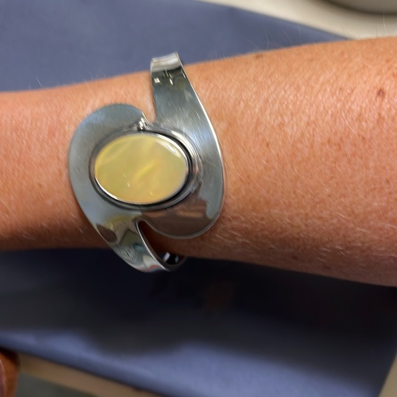 Silver cuff with citrine stone - Picture 2 of 4